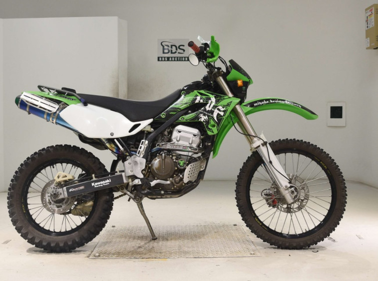 Мотоцикл Kawasaki KLX250 з пробігом 38413 km
