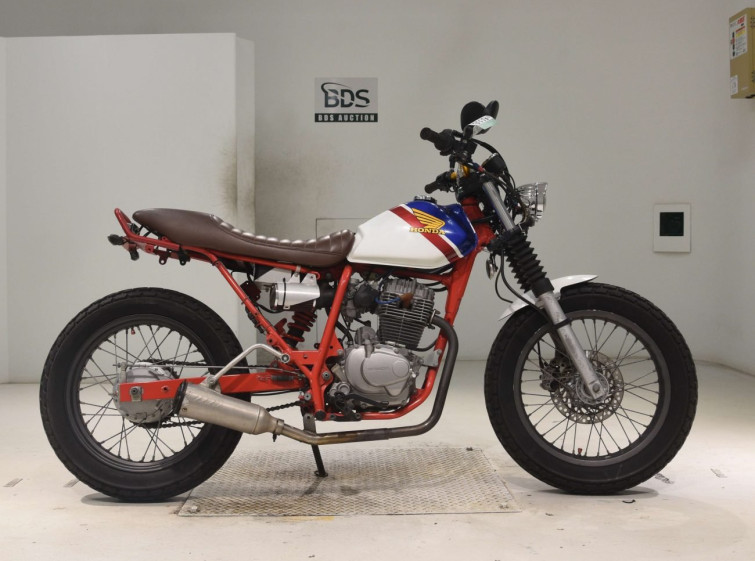 Мотоцикл Honda FTR223 з пробігом 5746 km