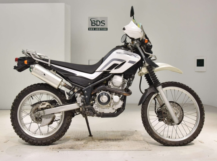 Мотоцикл Yamaha SEROW XT250 з пробігом 8858 km