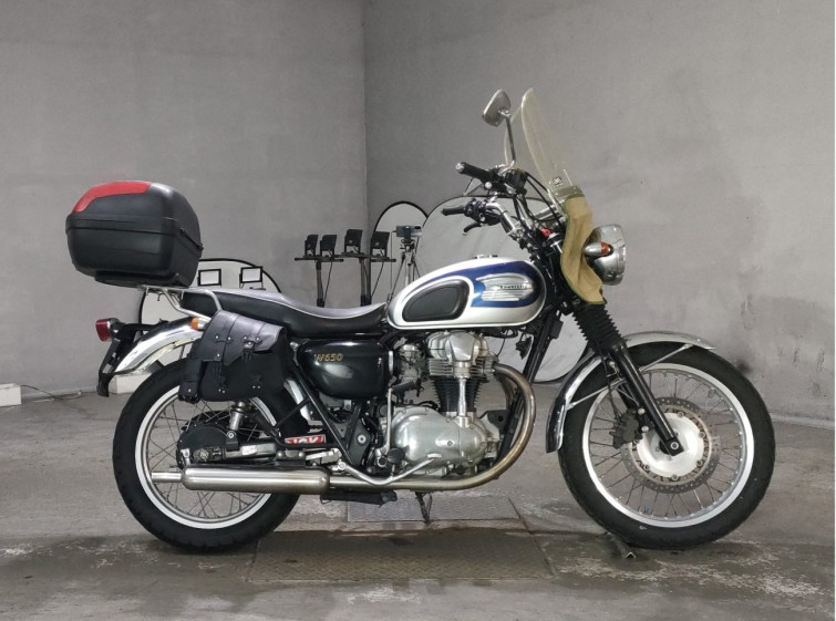 Мотоцикл Kawasaki W650 з пробігом 32849 km