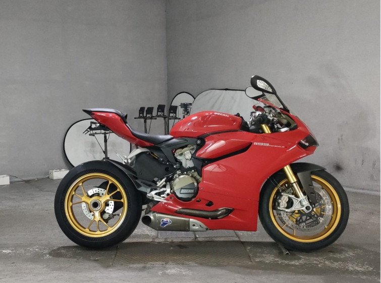 Мотоцикл Ducati 1199 PANIGALE S с пробегом 35289 km