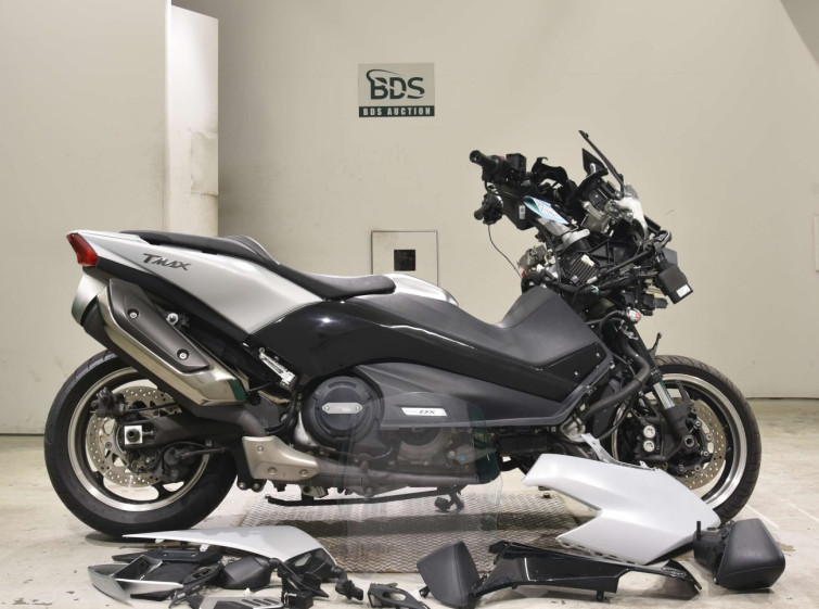 Мотоцикл Yamaha T-MAX530DX с пробегом 12925 km
