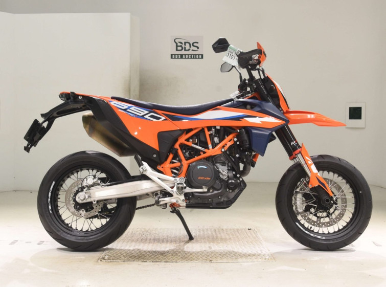 Мотоцикл KTM 690 SMC R с пробегом 3805 km