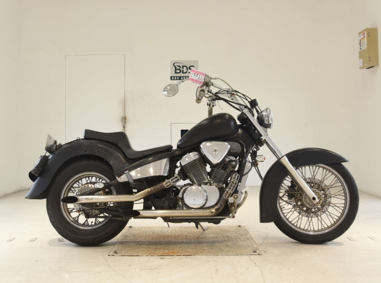 Мотоцикл Honda STEED400VLS з пробігом 651 km