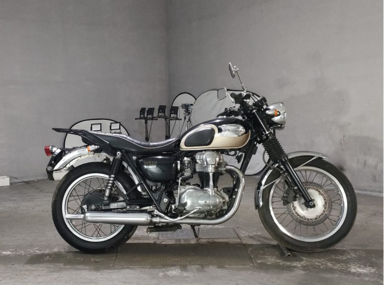 Мотоцикл Kawasaki W650 з пробігом 36451 km