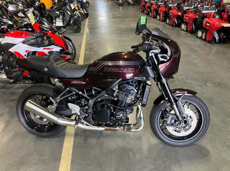 Мотоцикл Kawasaki Z900RS CAFE з пробігом 247 km