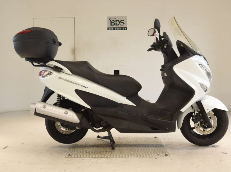 Мотоцикл Suzuki BURGMAN200 с пробегом 9068 km