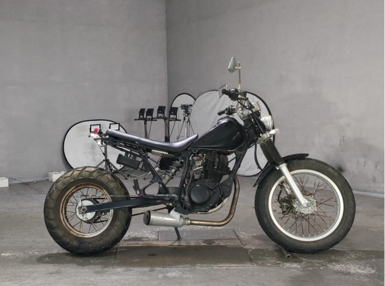 Мотоцикл Yamaha TW200 с пробегом 2874 km