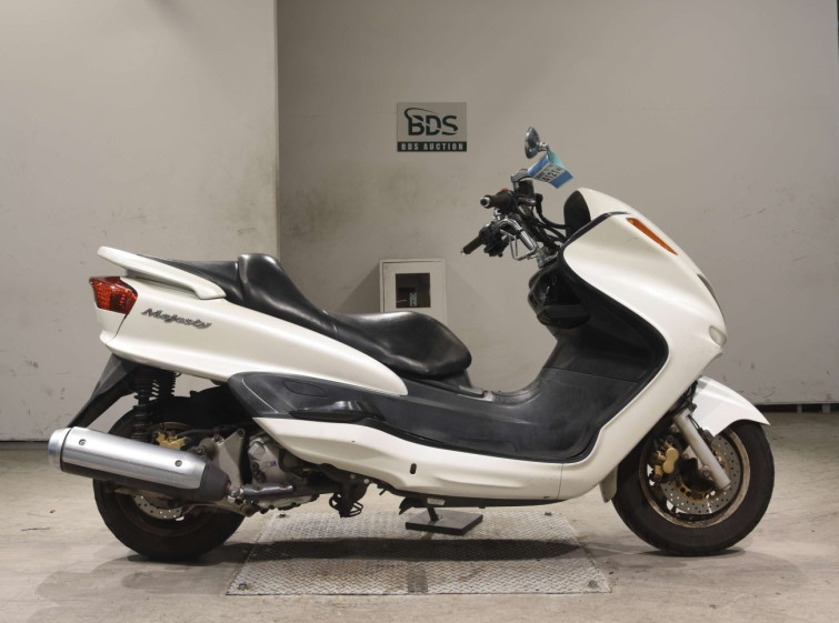 Мотоцикл Yamaha MAJESTY250 з пробігом 45659 km