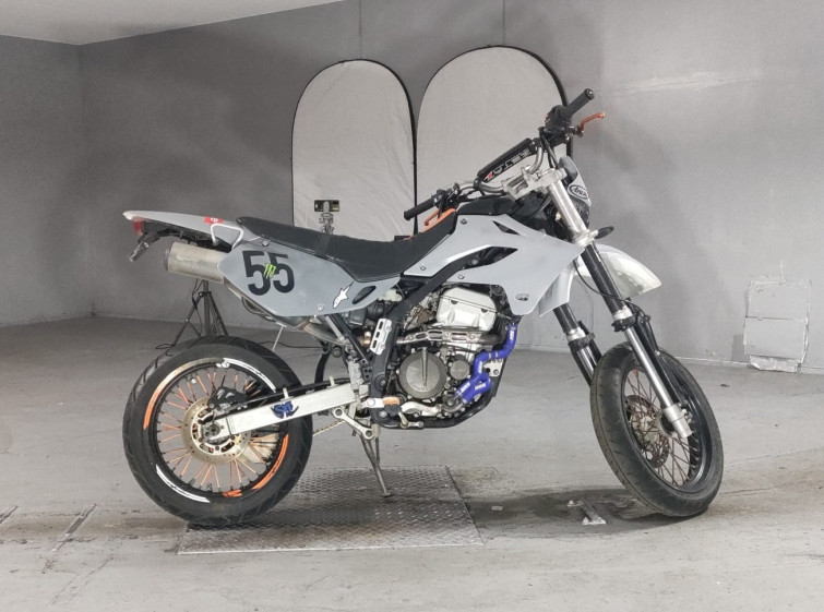 Мотоцикл Kawasaki KLX250 з пробігом 22084 km