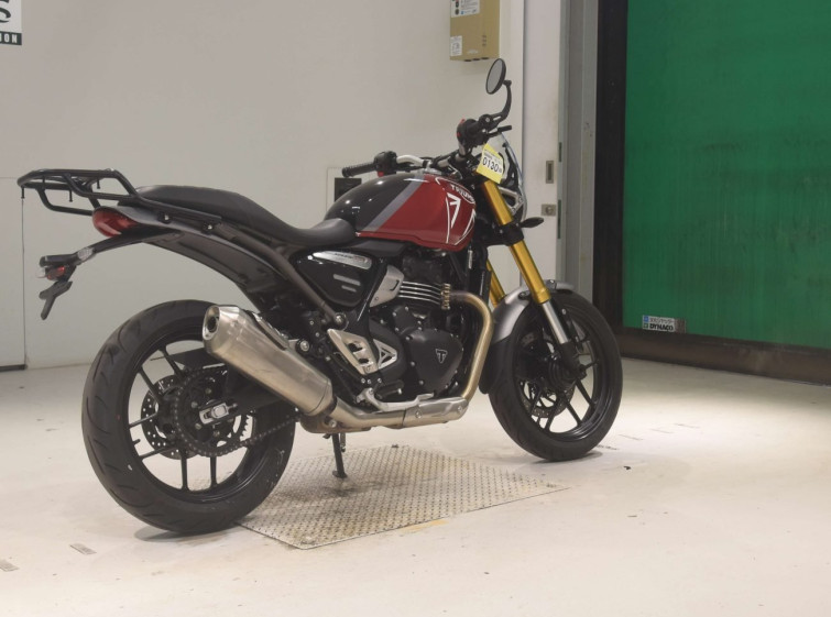 Мотоцикл Triumph SPEED400 з пробігом 1527 km