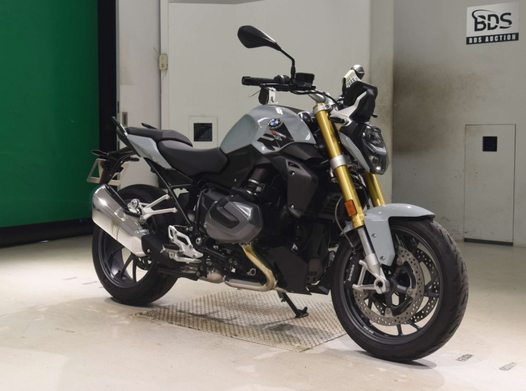 Мотоцикл BMW R1250R з пробігом 8816 km