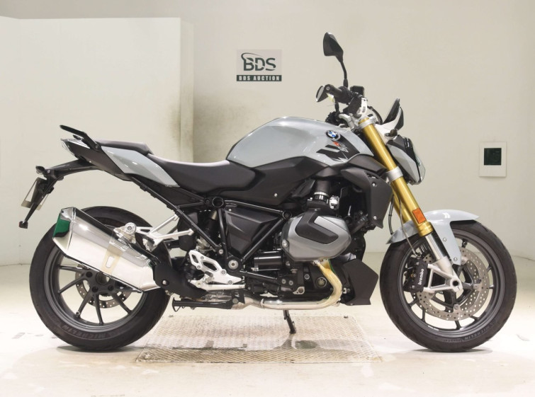 Мотоцикл BMW R1250R з пробігом 8816 km