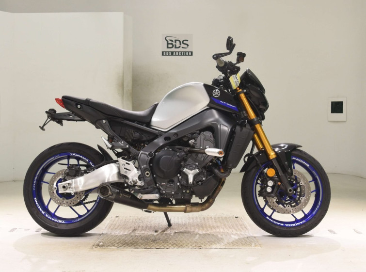 Мотоцикл Yamaha MT-09 с пробегом 11525 km