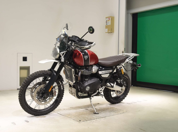 Мотоцикл Triumph SCRAMBLER 1200 XC з пробігом 11729 km