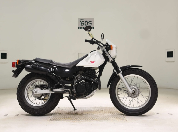 Мотоцикл Yamaha TW200 з пробігом 5460 km