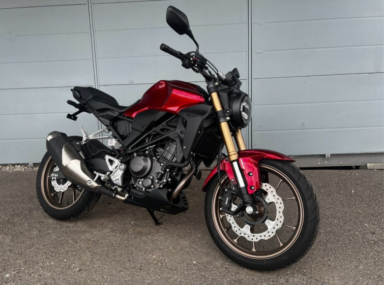 Мотоцикл Honda CB250R з пробігом 254 km