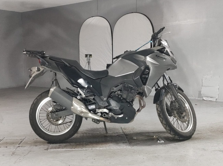 Мотоцикл Kawasaki VERSYS-X 250 з пробігом 67304 km