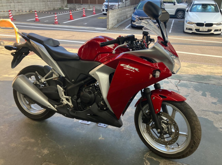 Мотоцикл Honda CBR250R с пробегом 17784 km