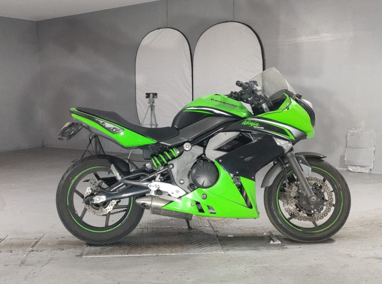 Мотоцикл Kawasaki ER-4N з пробігом 38873 km