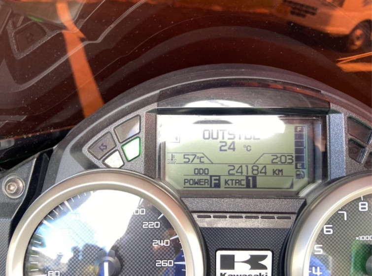 Мотоцикл Kawasaki NINJA ZX-14RA з пробігом 24184 km