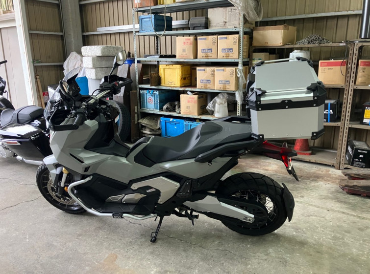 Мотоцикл Honda X-ADV750 з пробігом 3749 km