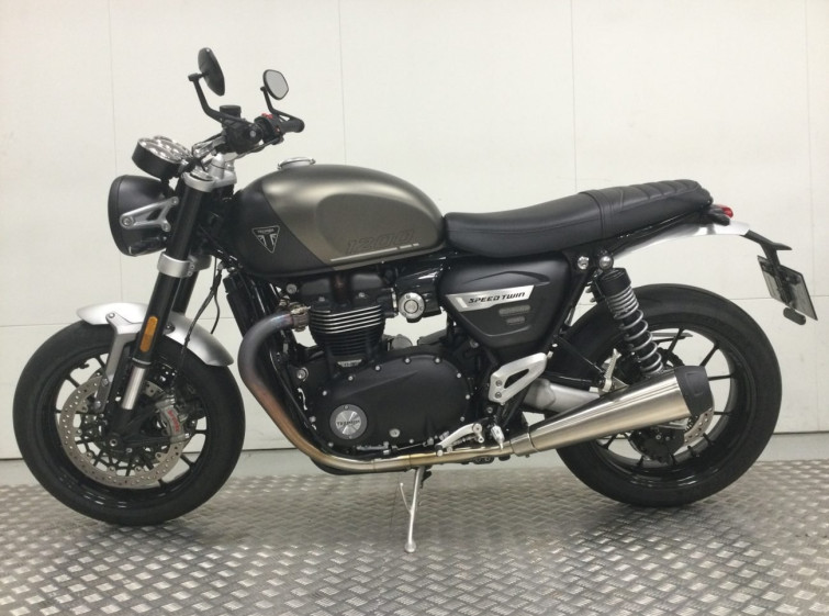 Мотоцикл Triumph SPEED TWIN с пробегом 7073 km