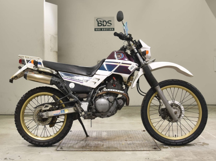 Мотоцикл Yamaha SEROW XT225 з пробігом 46268 km