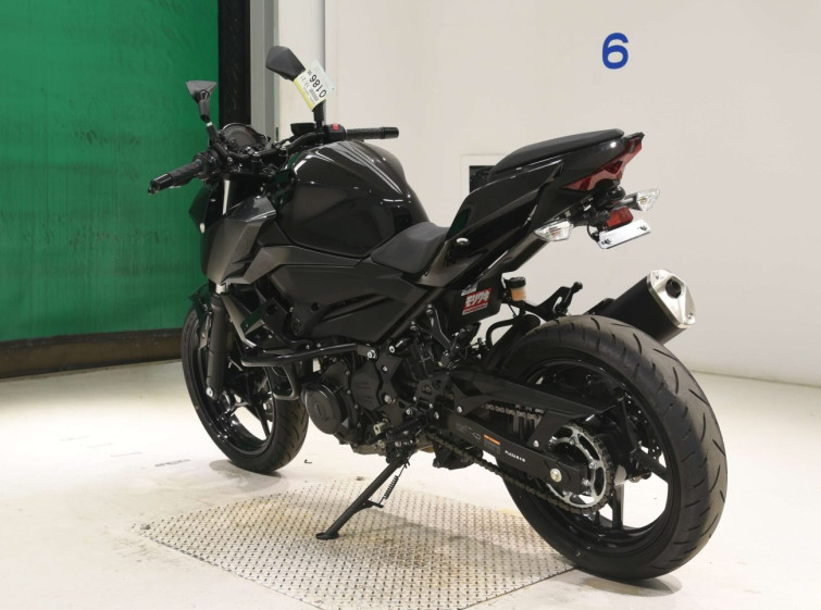 Мотоцикл Kawasaki Z400 с пробегом 4518 km
