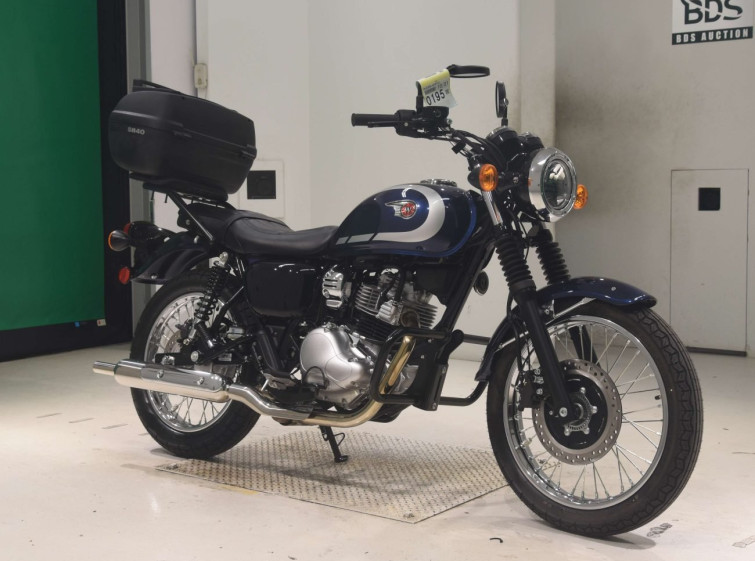 Мотоцикл Kawasaki W230 з пробігом 125 km
