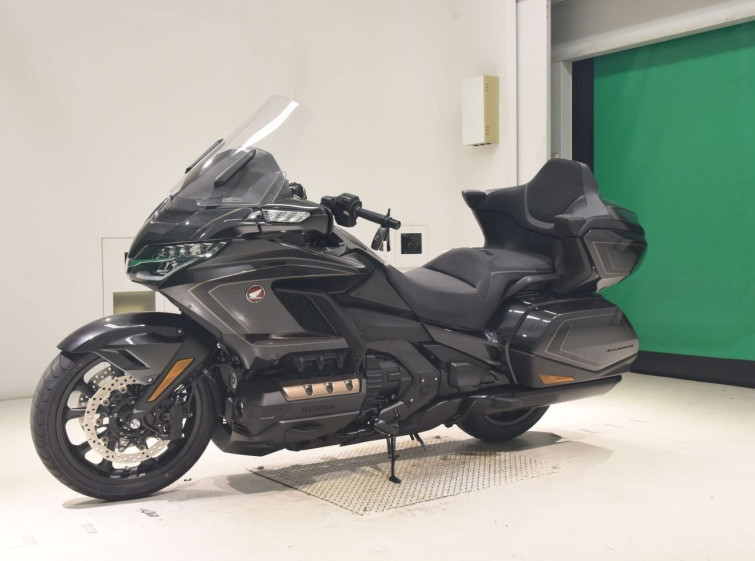 Мотоцикл Honda GL1800 TOUR D с пробегом 30 km