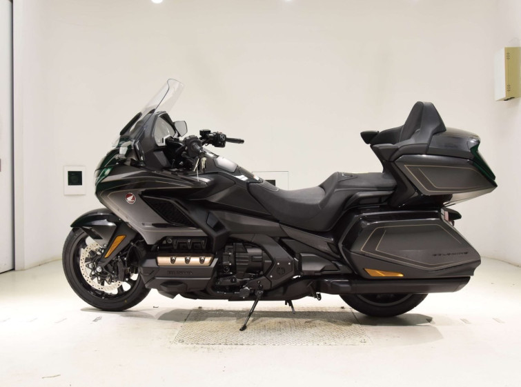 Мотоцикл Honda GL1800 TOUR D с пробегом 30 km