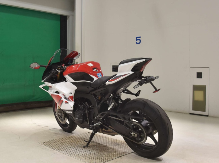 Мотоцикл Yamaha YZF-R9 70TH с пробегом 2076 km