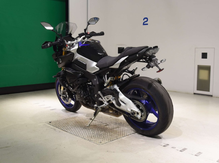 Мотоцикл Yamaha MT-10 с пробегом 12097 km