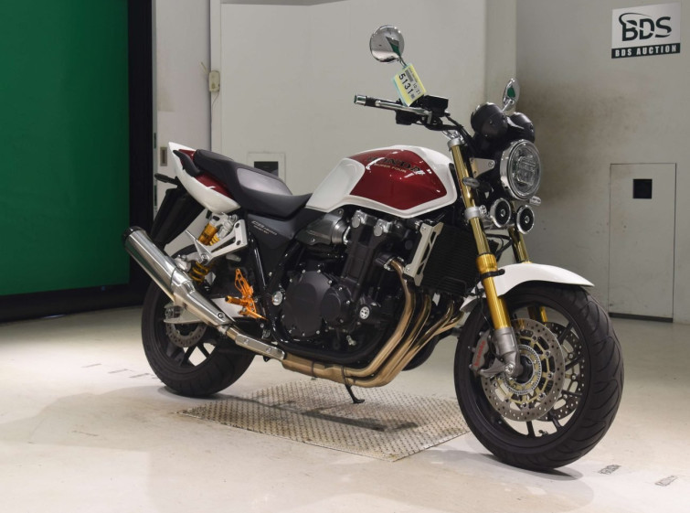 Мотоцикл Honda CB1300SF с пробегом 5839 km