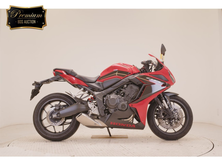 Мотоцикл Honda CBR650R с пробегом 17895 km