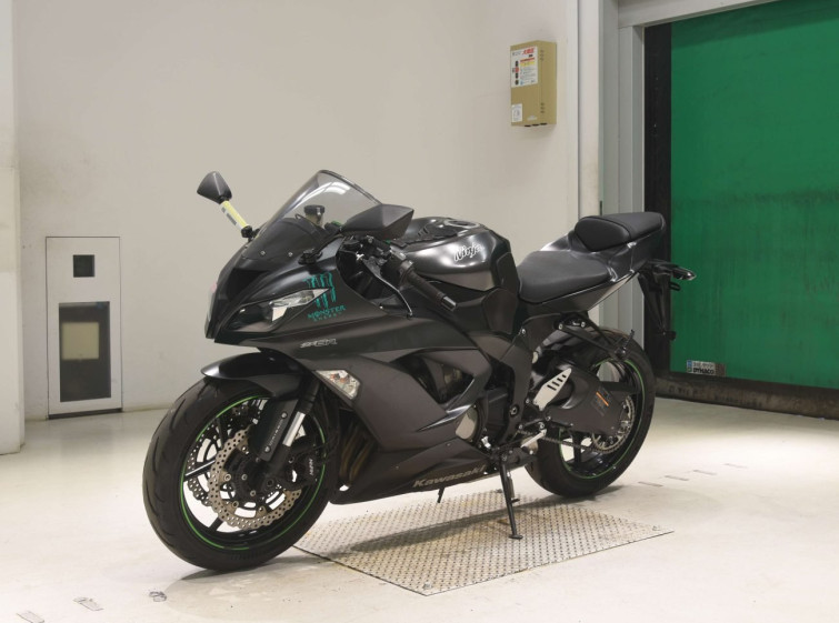 Мотоцикл Kawasaki ZX-6R с пробегом 18476 km