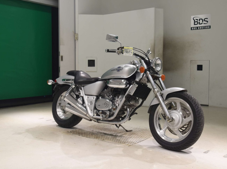 Мотоцикл Honda MAGNA250 с пробегом 39820 km