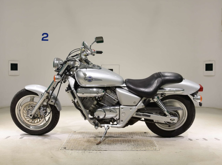 Мотоцикл Honda MAGNA250 с пробегом 39820 km