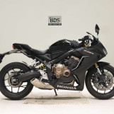 Мотоцикл Honda CBR650R с пробегом 4896 km