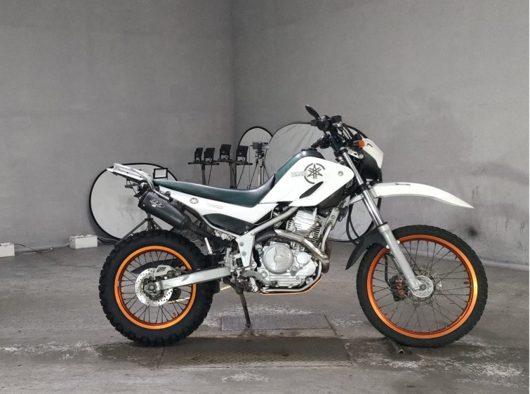 Мотоцикл Yamaha TRICKER с пробегом 4171 km