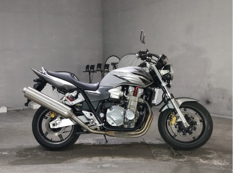 Мотоцикл Honda CB1300SF с пробегом 55164 km