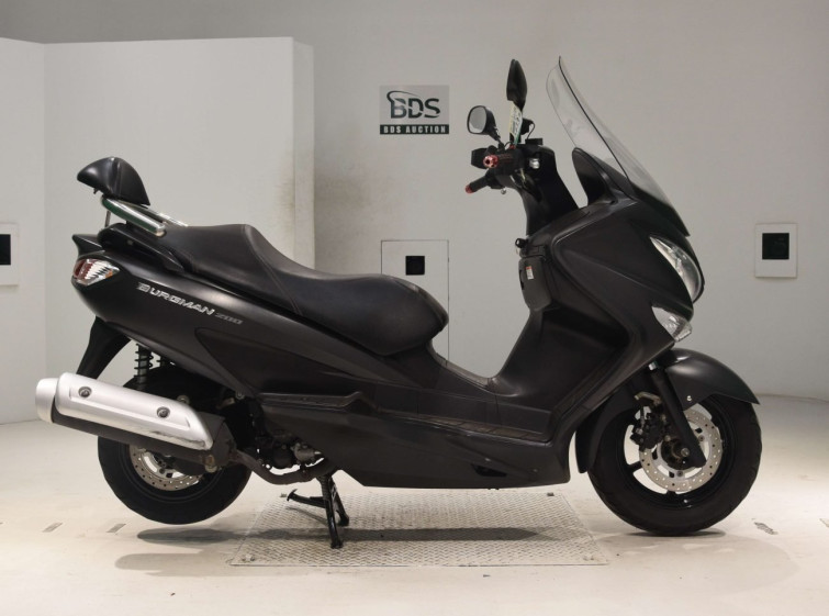 Мотоцикл Suzuki BURGMAN200 з пробігом 23439 km