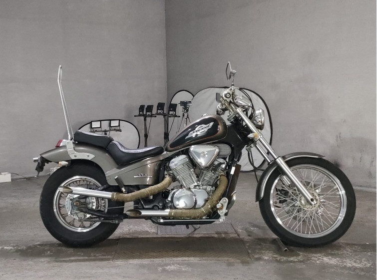 Мотоцикл Honda STEED 400 с пробегом 32001 km