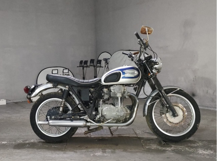Мотоцикл Kawasaki W650 з пробігом 21732 km