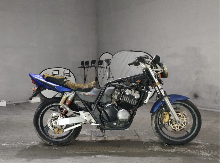 Мотоцикл Honda CB400SFV