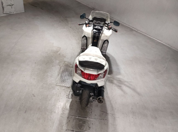 Мотоцикл Yamaha MAJESTY250 з пробігом 32229 km