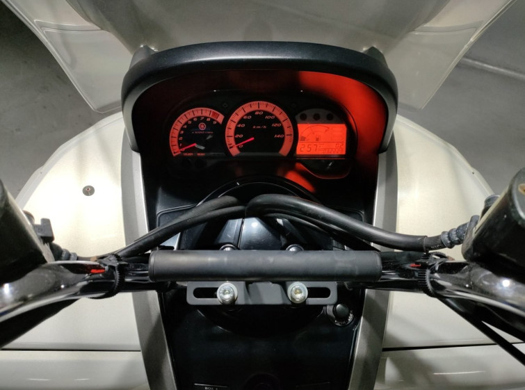 Мотоцикл Yamaha MAJESTY250 з пробігом 32229 km