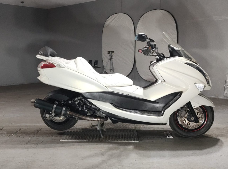 Мотоцикл Yamaha MAJESTY250 з пробігом 32229 km
