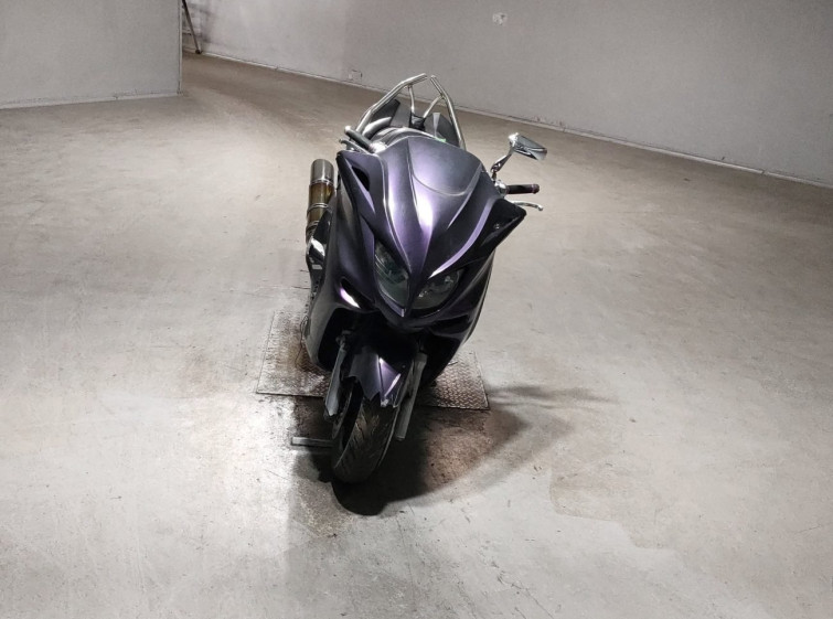 Мотоцикл Yamaha MAJESTY250